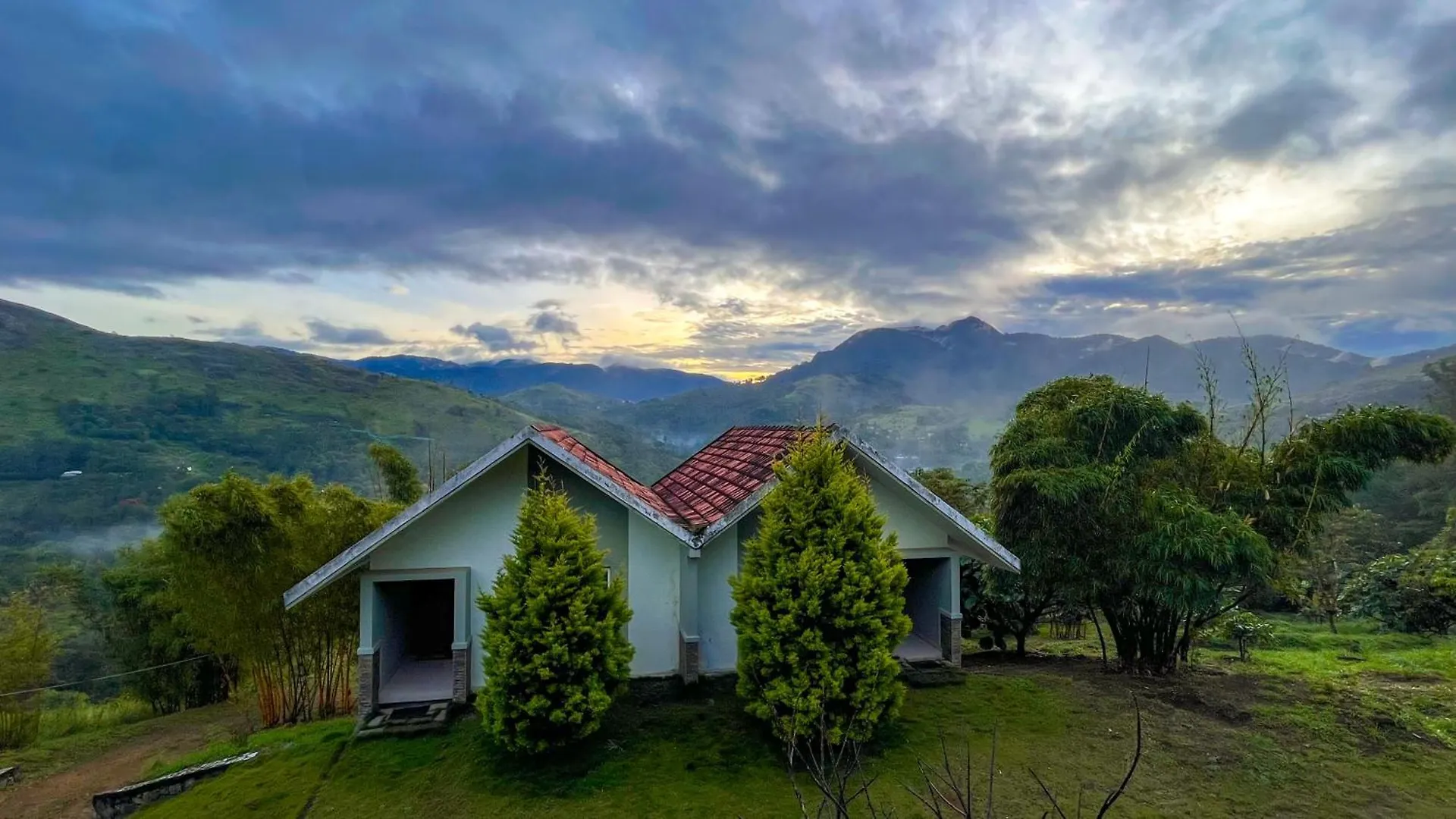 Agroturismo Elenor Cottages Santhanpara India
